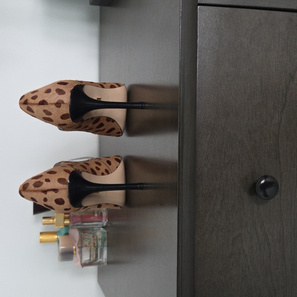 Pour La Victoire Leopard Print Stiletto Heels - New Without Box - Picture 2 of 4